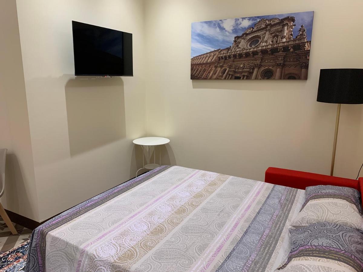 Piazza Fontana Luxury Bed and Breakfast Galatina Buitenkant foto