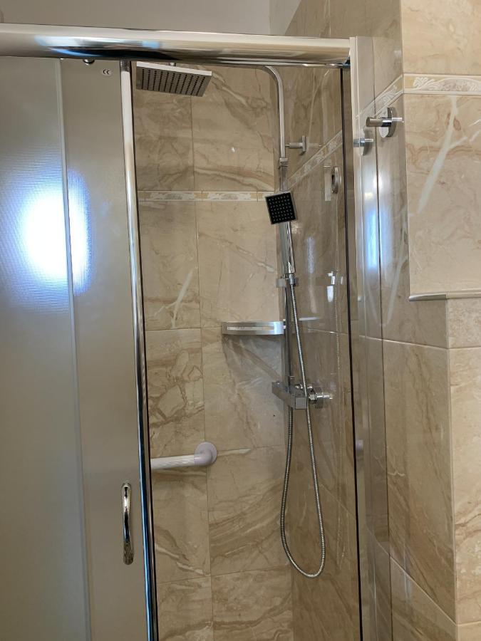 Piazza Fontana Luxury Bed and Breakfast Galatina Buitenkant foto