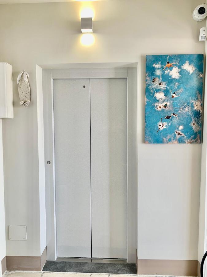 Piazza Fontana Luxury Bed and Breakfast Galatina Buitenkant foto